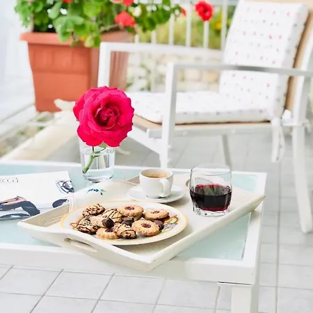 Casa Laura Bed & Breakfast *